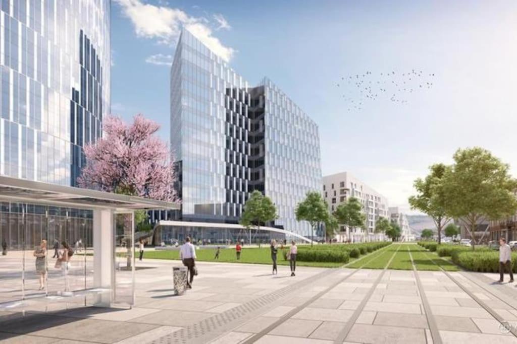 Paradis Express Neuf Face Aux Guillemins Lüttich Exterior foto